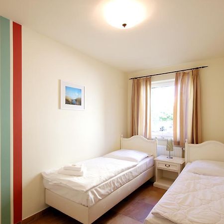 Apartmenthaus Hus Uebi By Rujana Бінц Екстер'єр фото