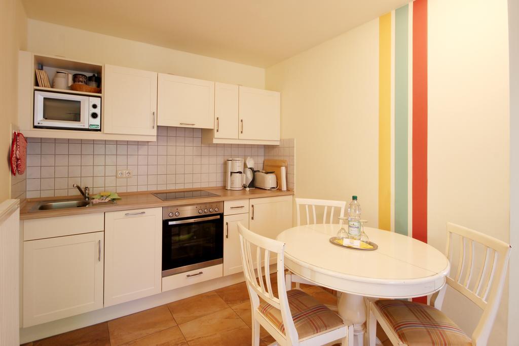 Apartmenthaus Hus Uebi By Rujana Бінц Екстер'єр фото
